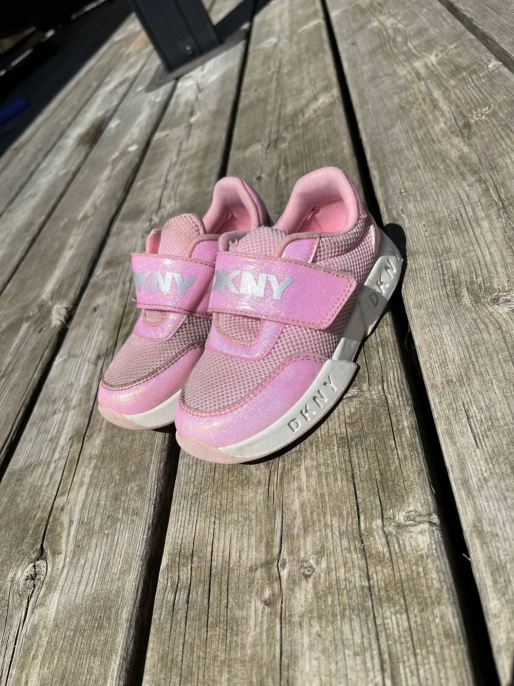 DKNY Girls Sparkle Pink Velcro Sneakers Size 9 Toddler
